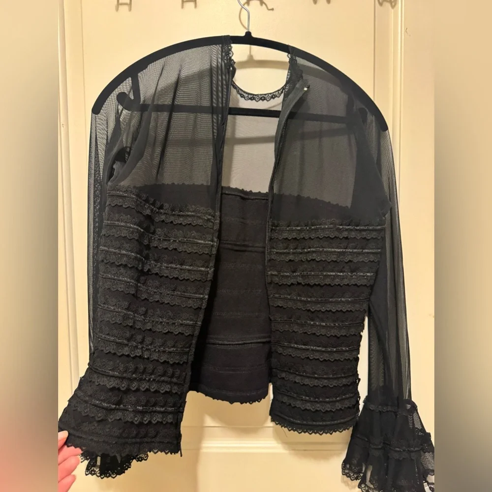 TADASHI Vintage Gothic Mesh & Tiered Lace Blouse Size M - Picture 7 of 9